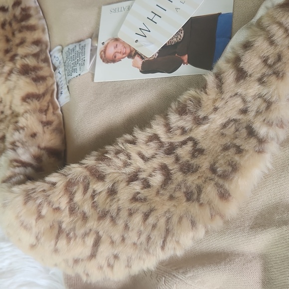 WHITE STAG Small Faux Fur Trim Sweater Women's Button Front Fall Sweater - Picture 5 of 11